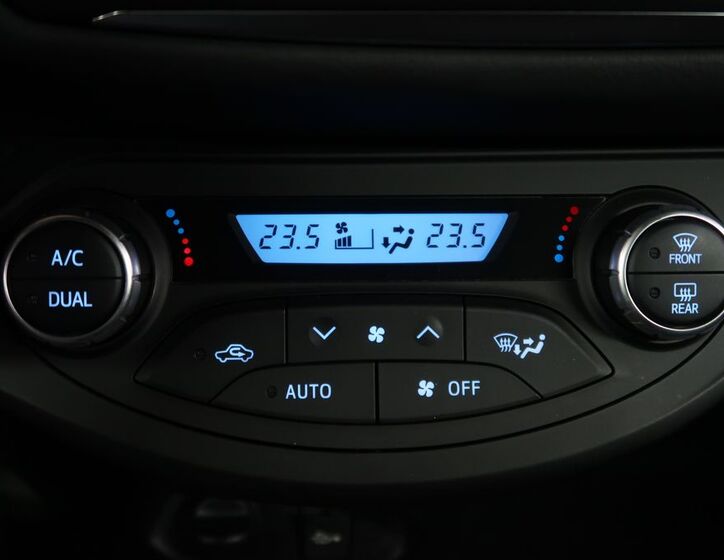 Toyota Yaris 22
