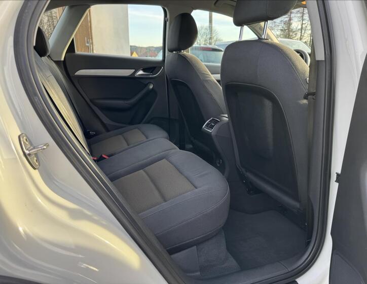 Audi Q3 17