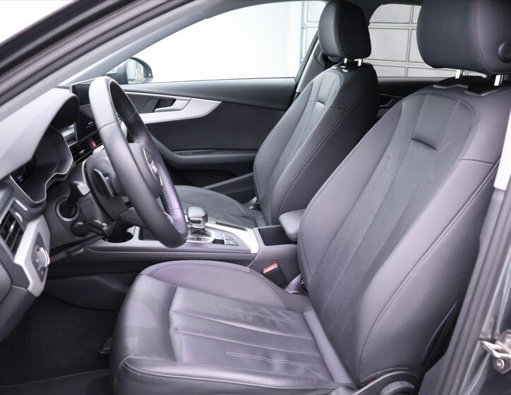 Audi A4 11