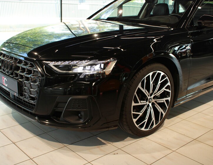Audi A8 6