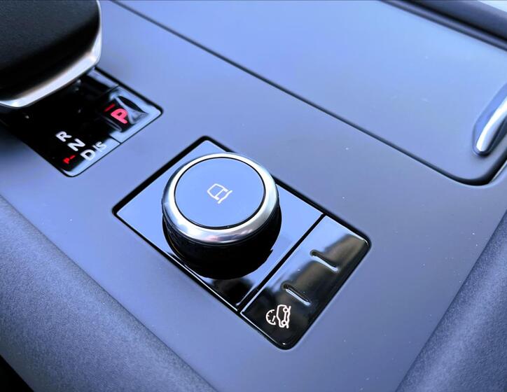 Land Rover Discovery 26