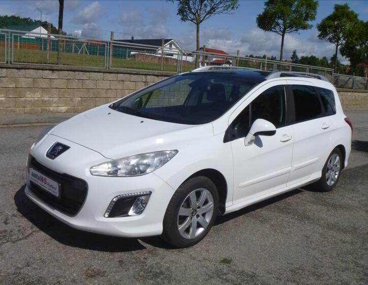 Peugeot 308 1