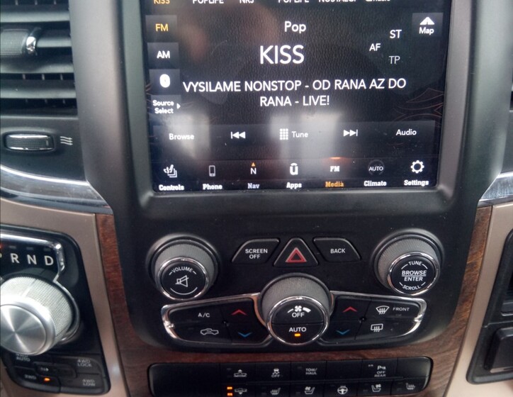 Dodge RAM 12