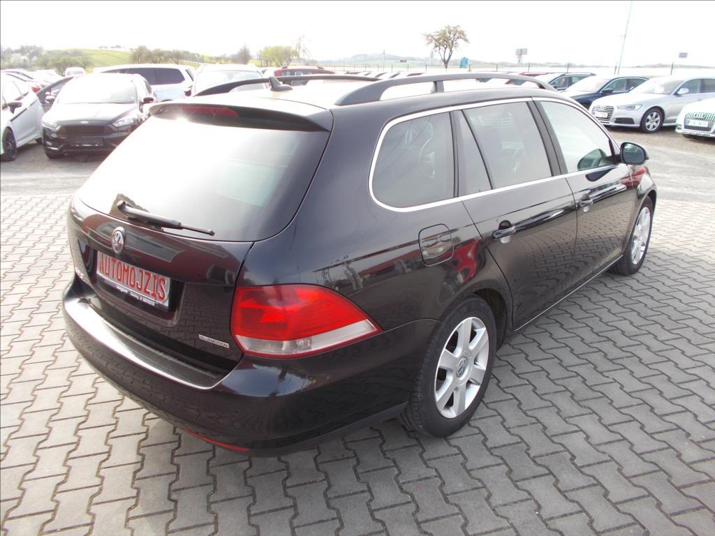 Volkswagen Golf 10