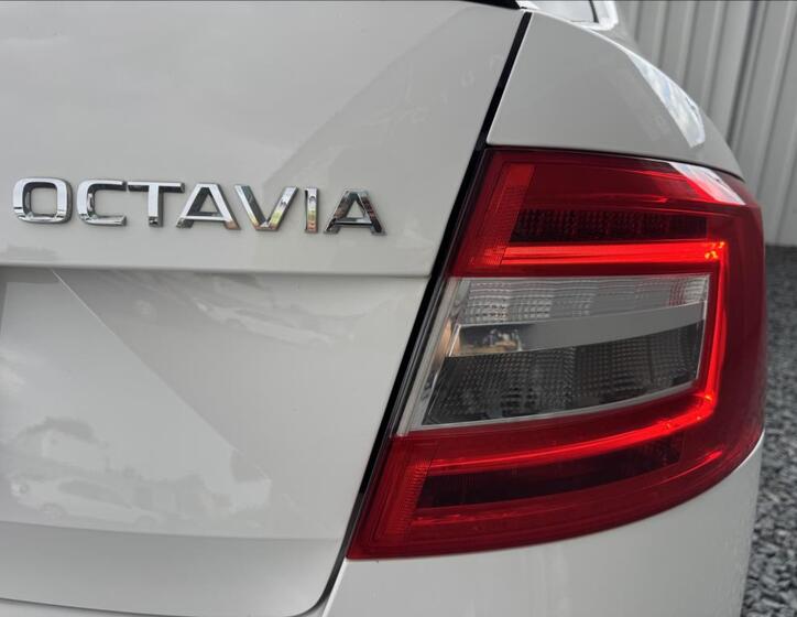 Škoda Octavia 16