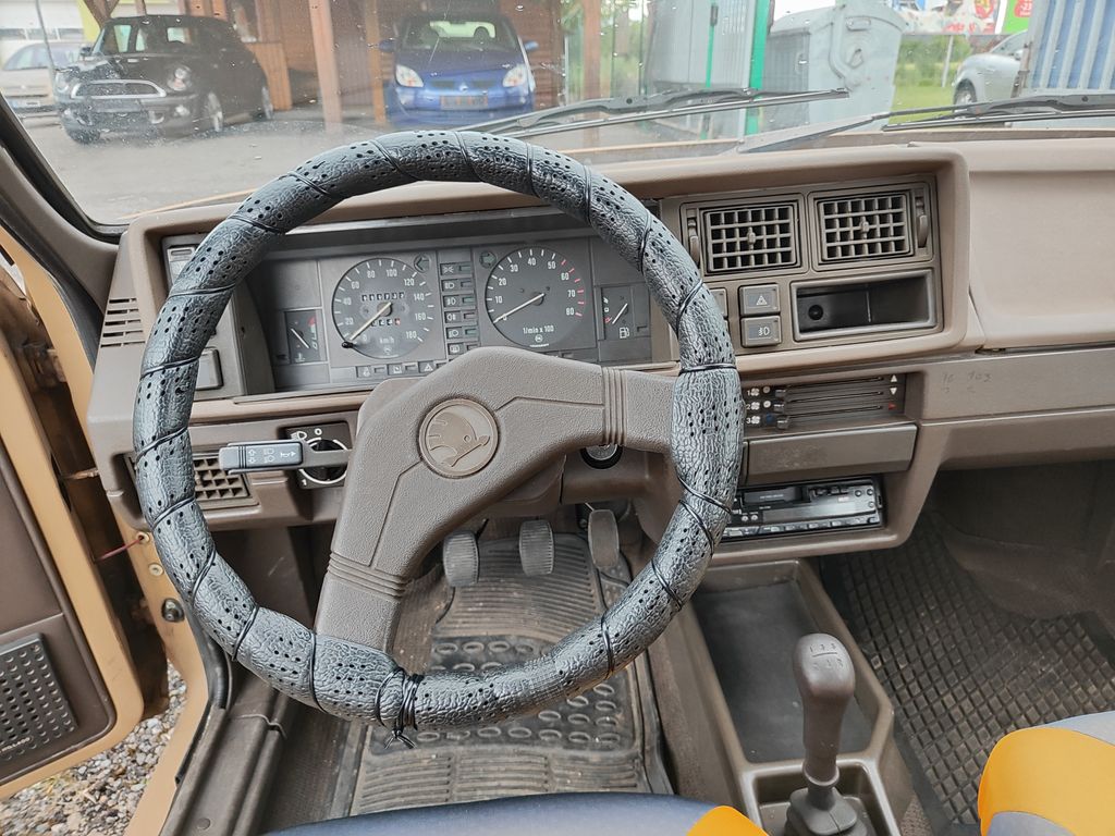 Škoda Favorit