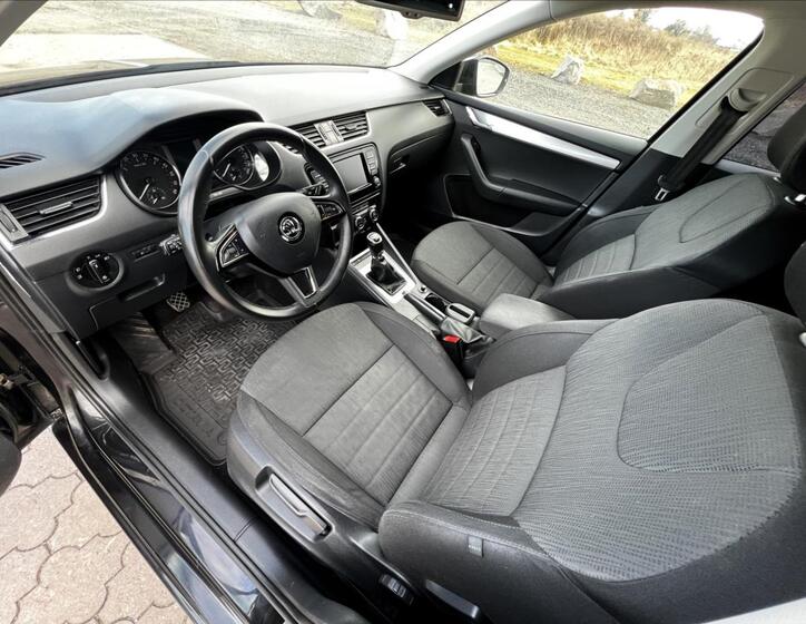 Škoda Octavia 19