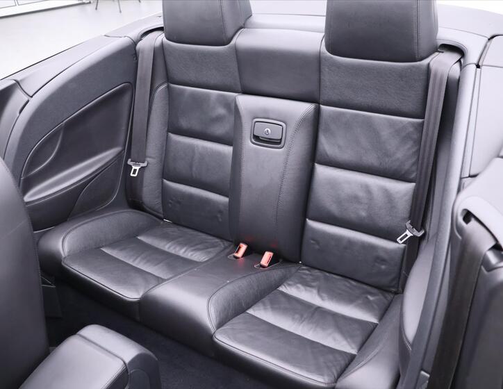Volkswagen EOS 24