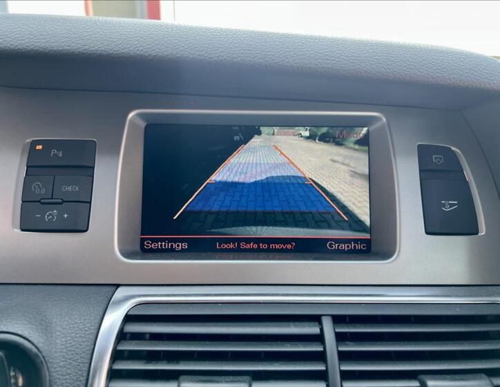 Audi Q7 30