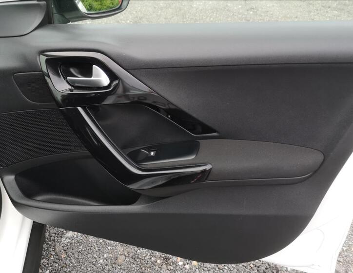 Peugeot 2008 21