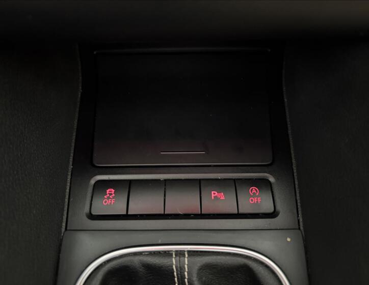 Volkswagen Golf 22