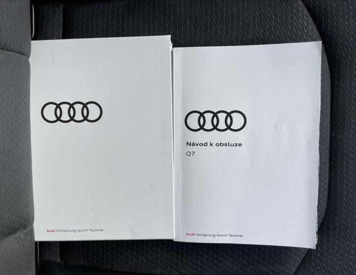 Audi Q7 20
