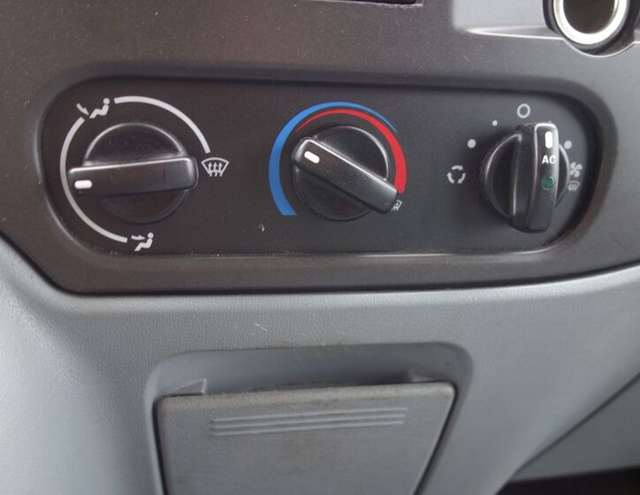 Ford Transit 28