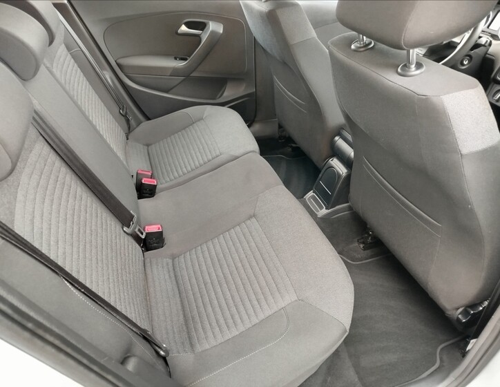 Volkswagen Polo 25