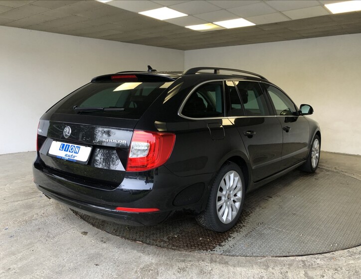 Škoda Superb 7