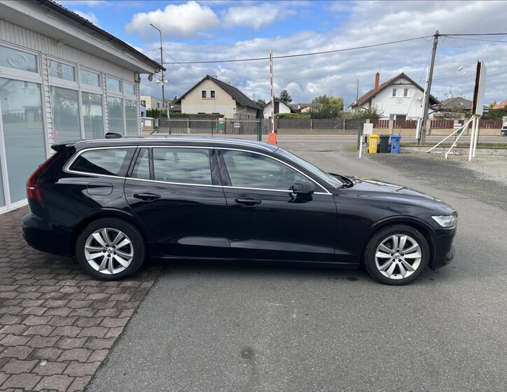 Volvo V60 4