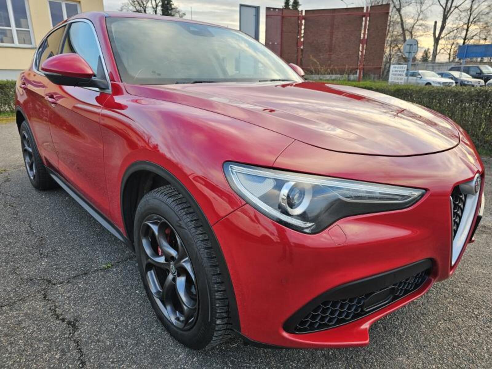 Alfa Romeo Stelvio 3