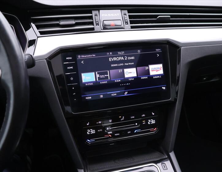 Volkswagen Passat 24