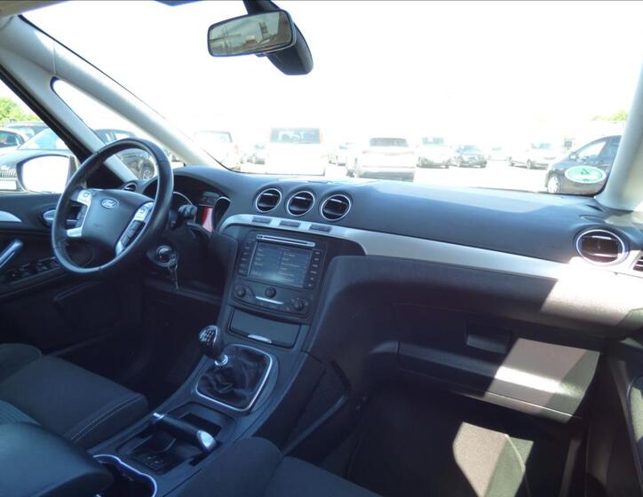 Ford S-MAX 40