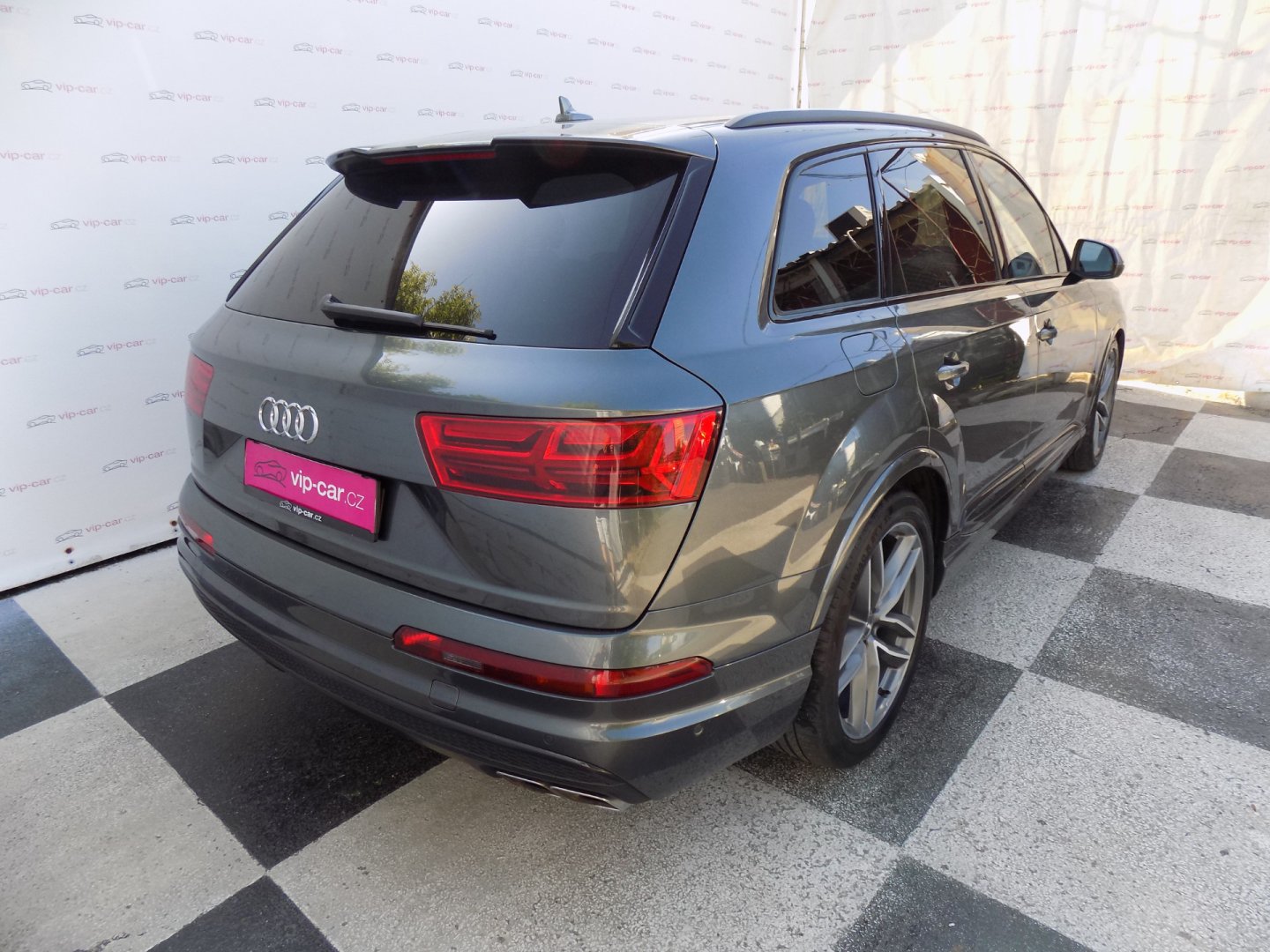 Audi SQ7