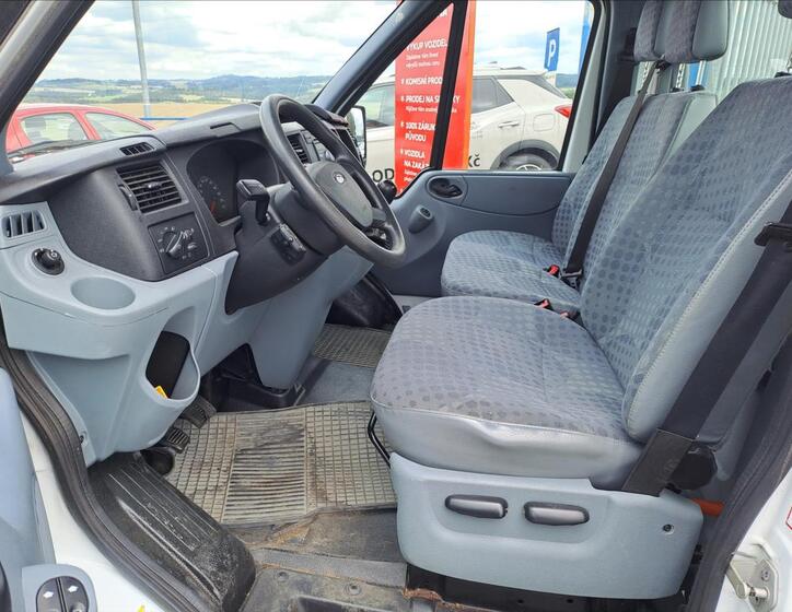 Ford Transit 5