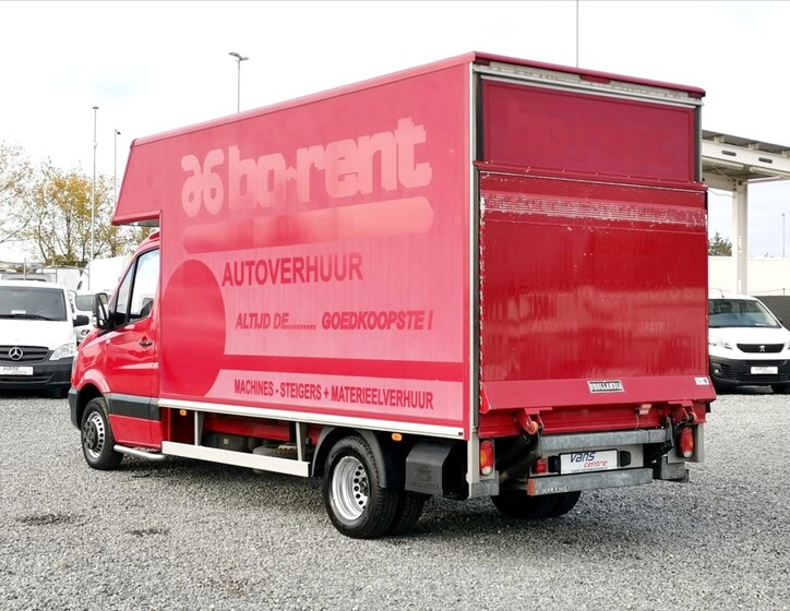 Mercedes-Benz Sprinter 4