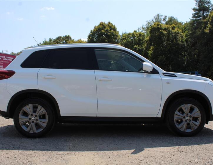 Suzuki Vitara 4