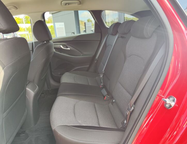 Hyundai i30 11