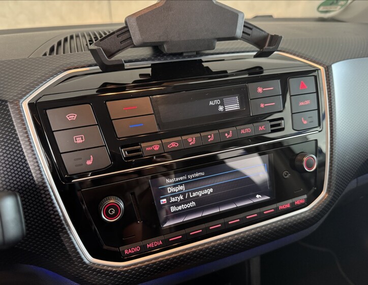 Volkswagen e-up! 32
