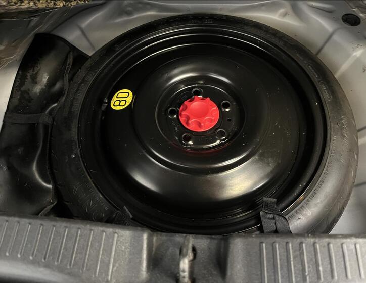 Toyota Auris 23