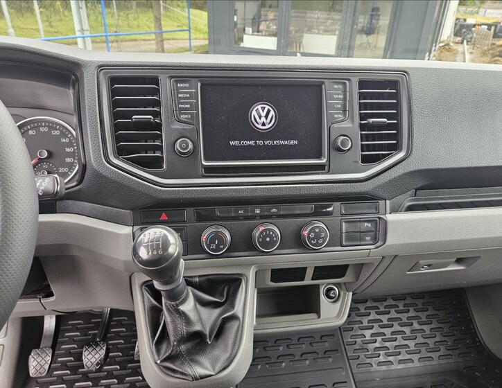 Volkswagen Crafter 12