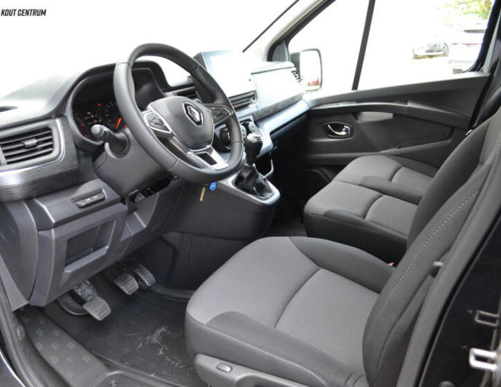 Renault Trafic 9