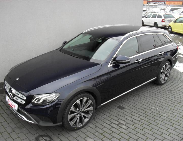 Mercedes-Benz Třídy E 2