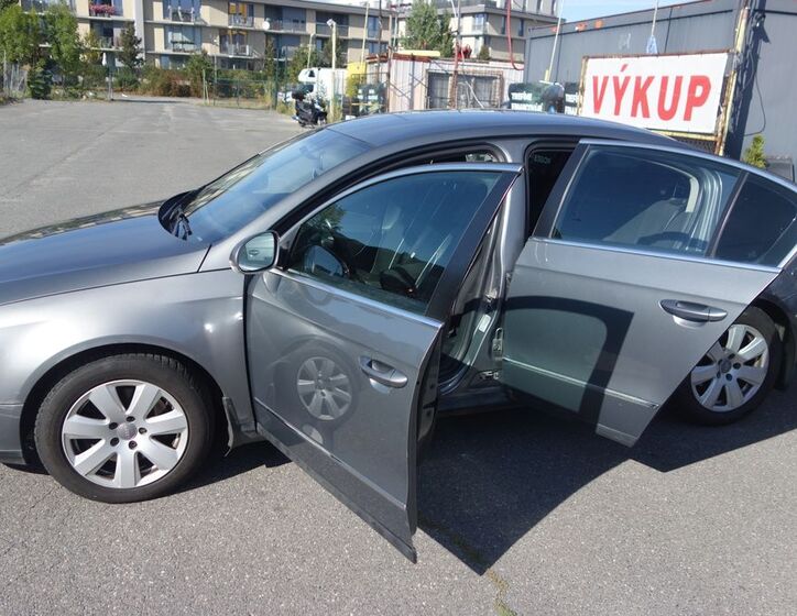 Volkswagen Passat 9
