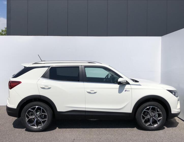SsangYong Korando 10