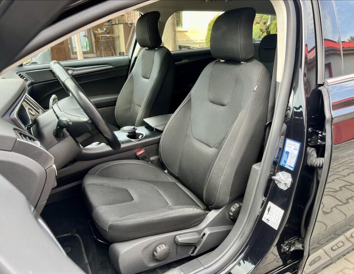 Ford Mondeo 9