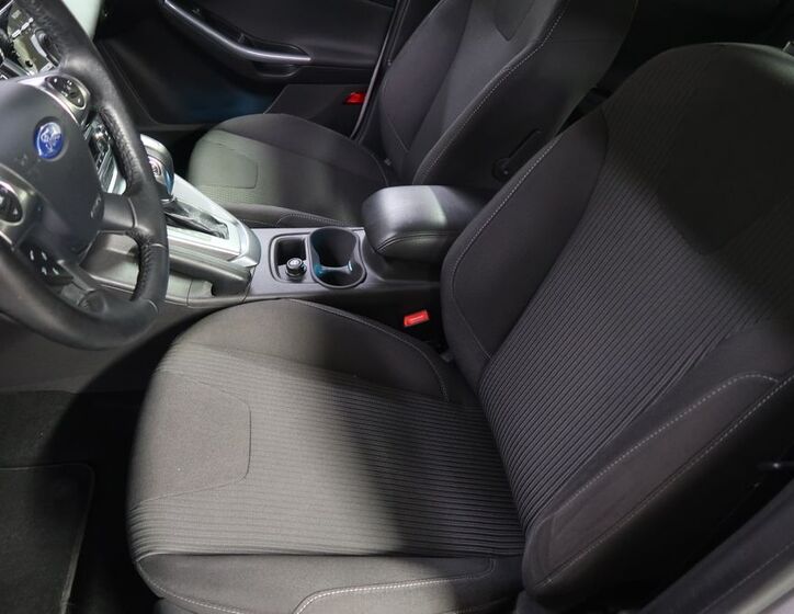 Ford Focus 9