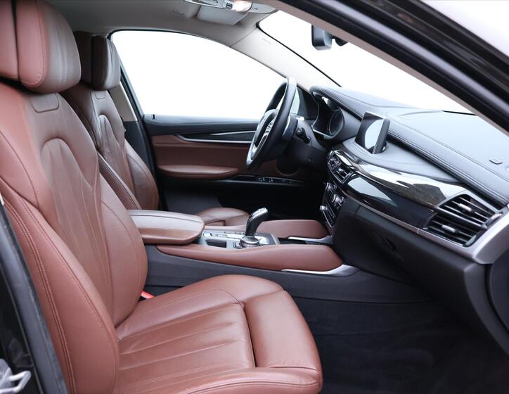 BMW X6 15