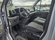 Volkswagen Crafter 9