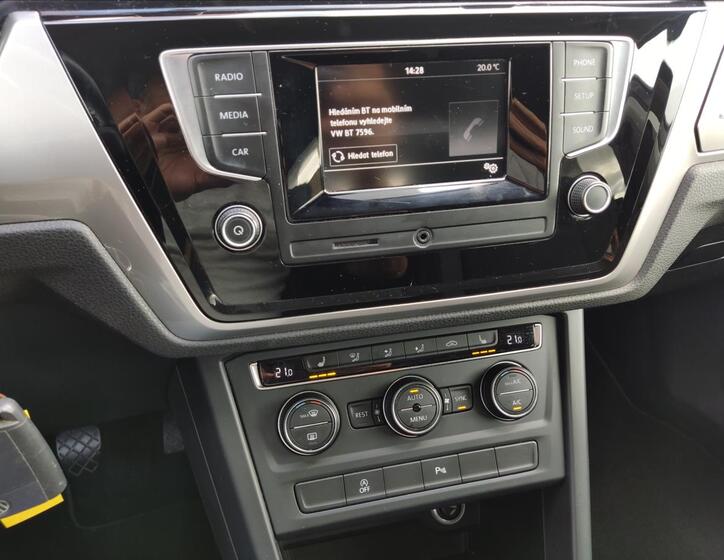 Volkswagen Touran 12