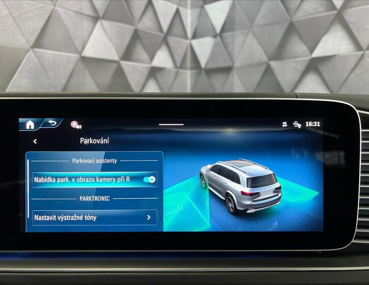 Mercedes-Benz GLS 21