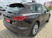 Volkswagen Touareg 2