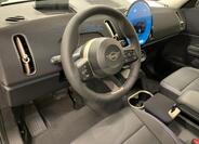 Mini Countryman 6