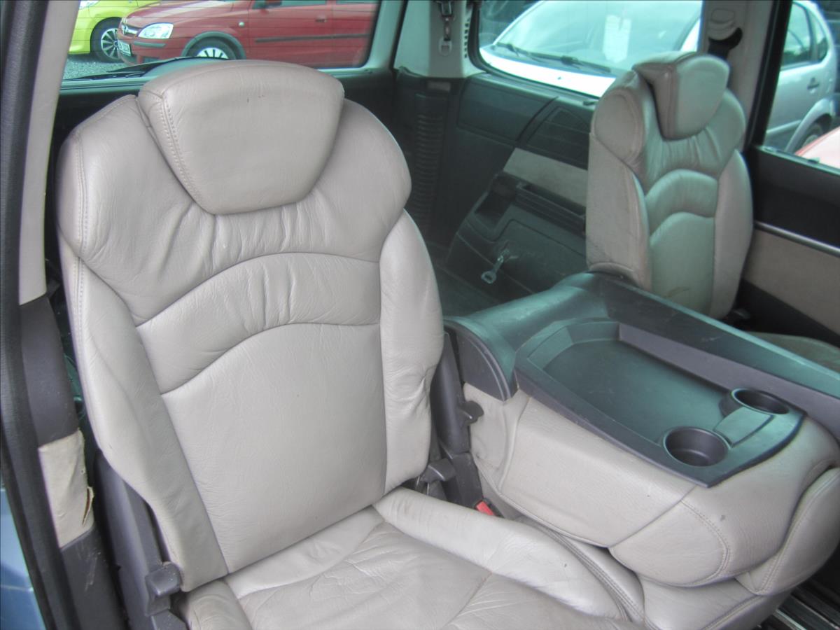 Peugeot 807