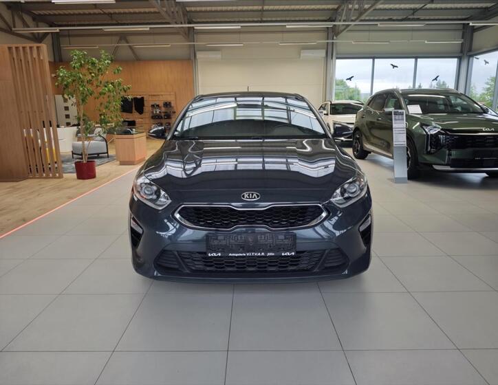 KIA Ceed 8