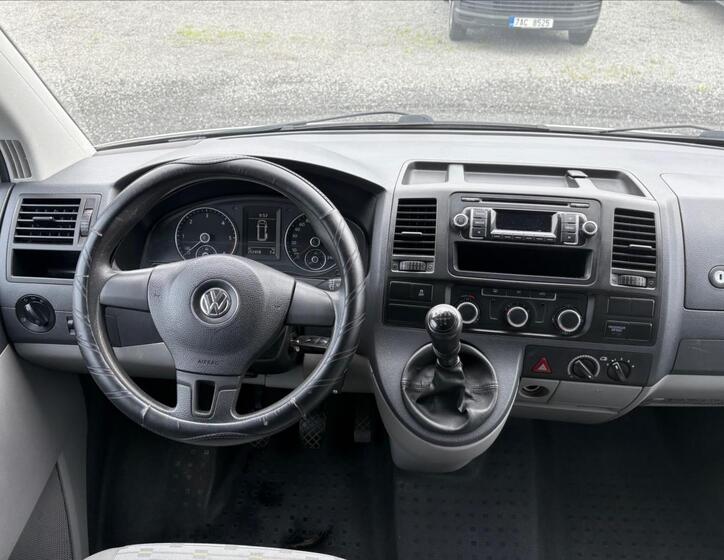 Volkswagen Transporter 12