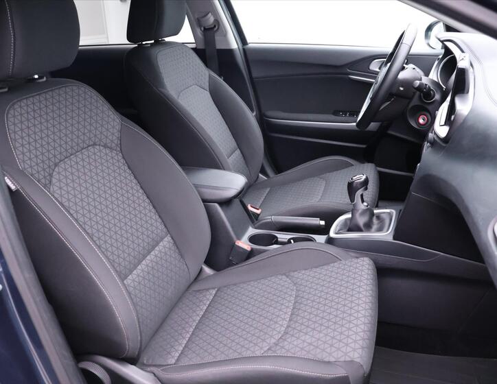 KIA Ceed 11