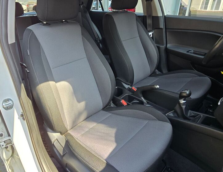 Hyundai i20 21
