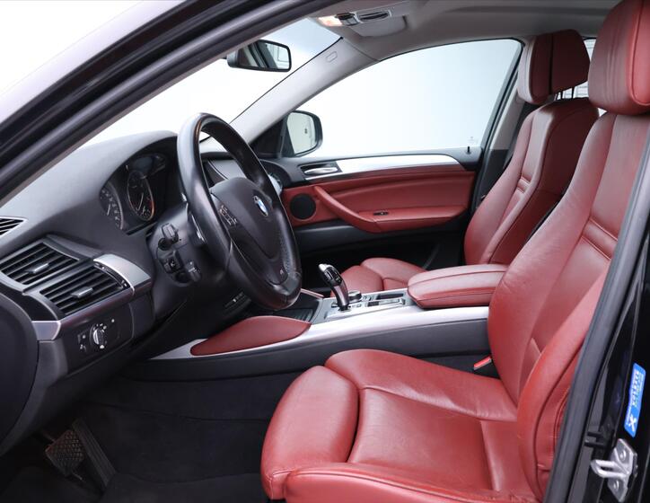 BMW X6 11