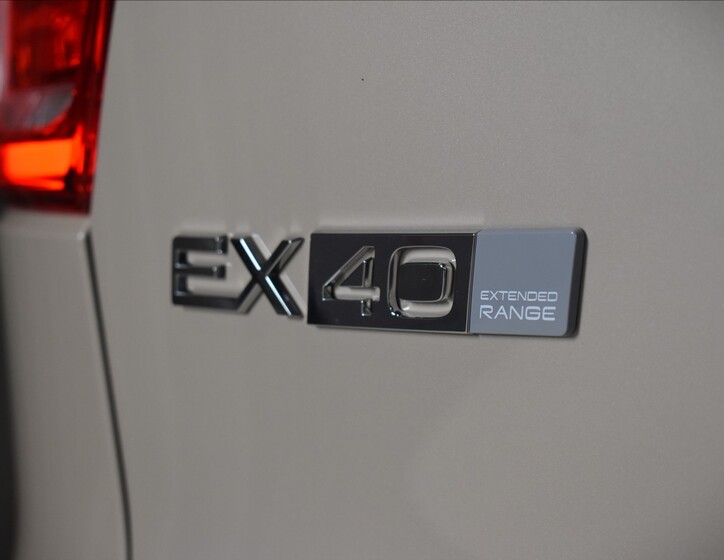 Volvo EX40 5